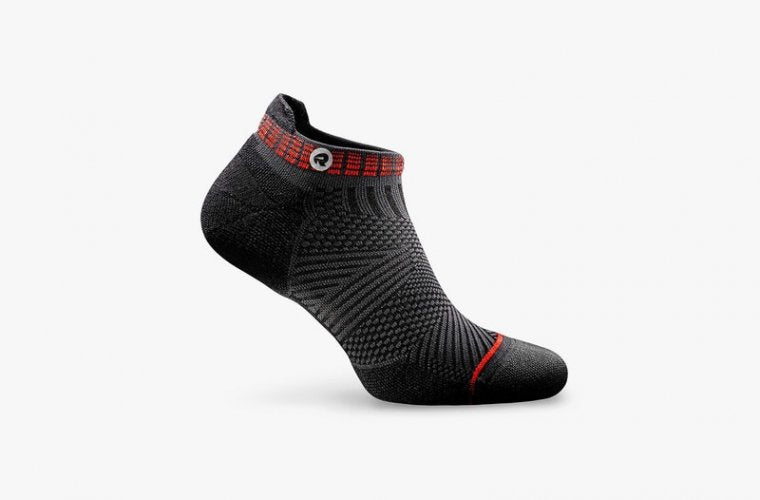 THE BEST HIGH-TECH SOCKS TO TACKLE YOUR NEXT RUN OR WORKOUT